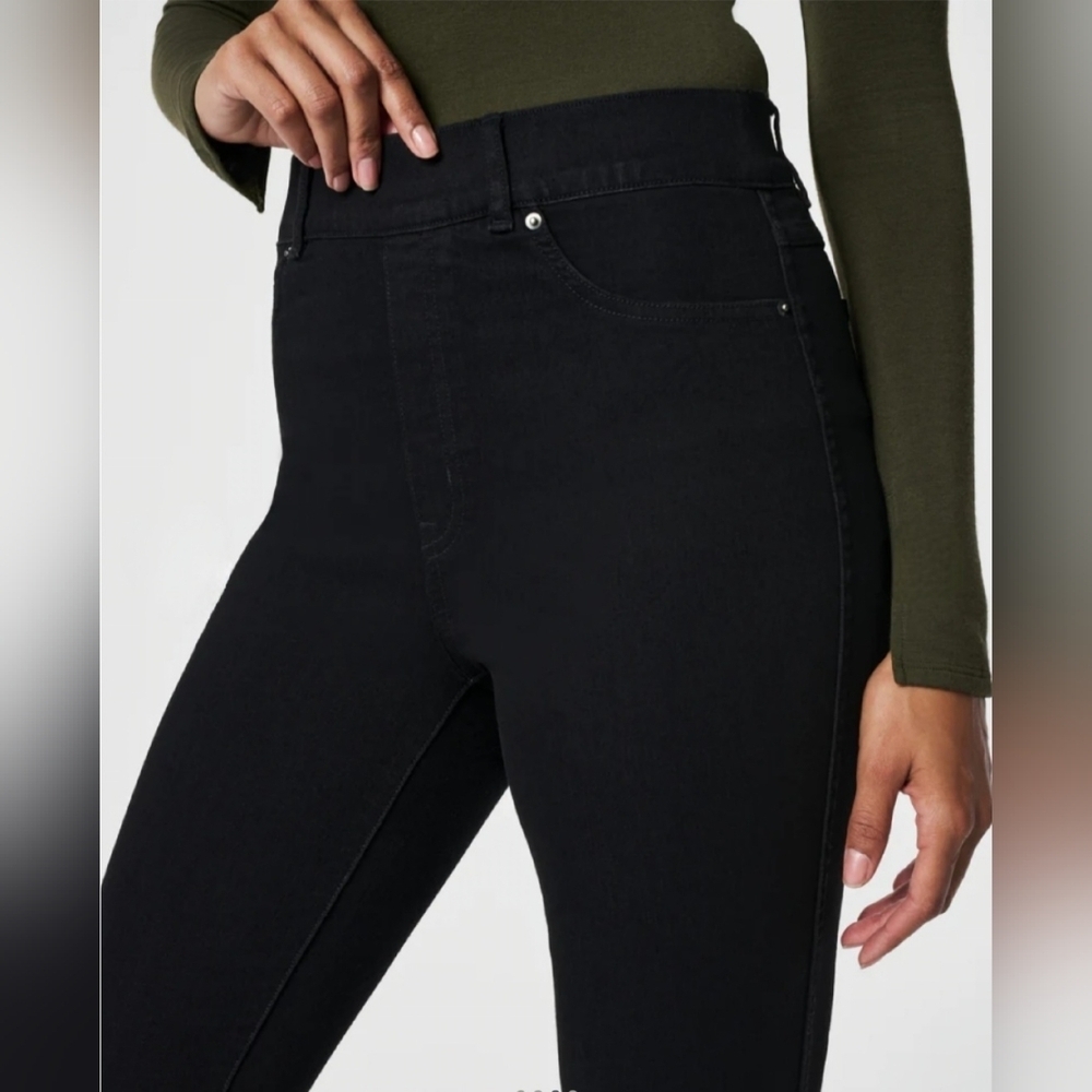✨️SPANX SPANXshape High-Rise Ankle Skinny Jeans - Black - Size L Tall (NWT) - Picture 9 of 10